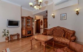 Aristocratic Sofia Studio Apartment Next To Cathedral By Flat Mаnager