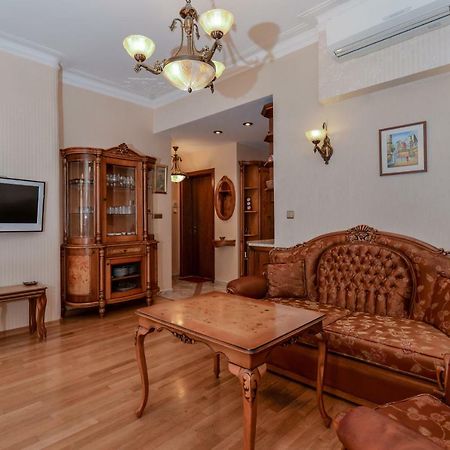 Aristocratic Sofia Studio Apartment Next To Cathedral By Flat Mаnager Exterior photo
