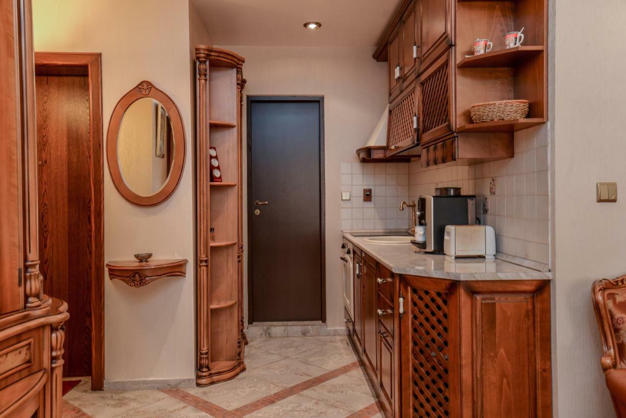 Aristocratic Sofia Studio Apartment Next To Cathedral By Flat Mаnager Exterior photo