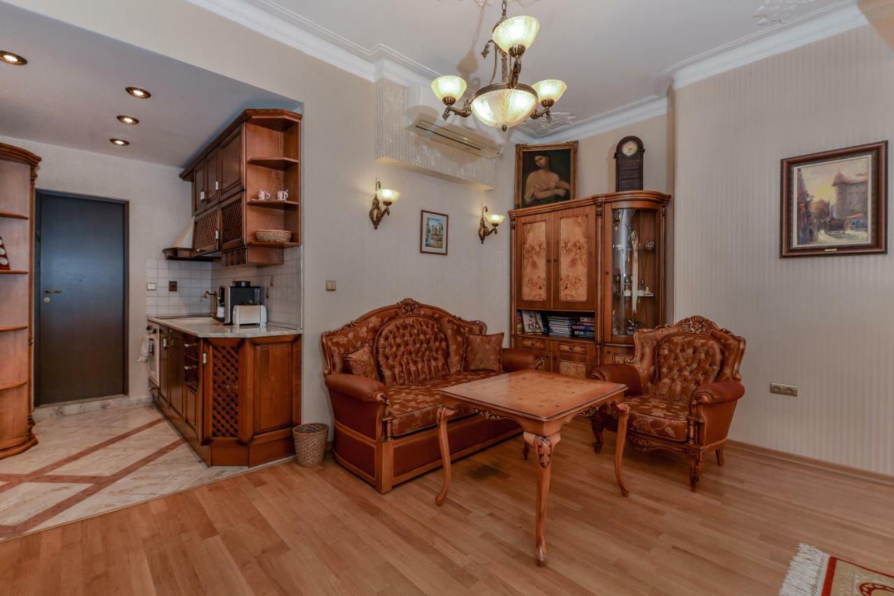 Aristocratic Sofia Studio Apartment Next To Cathedral By Flat Mаnager Exterior photo